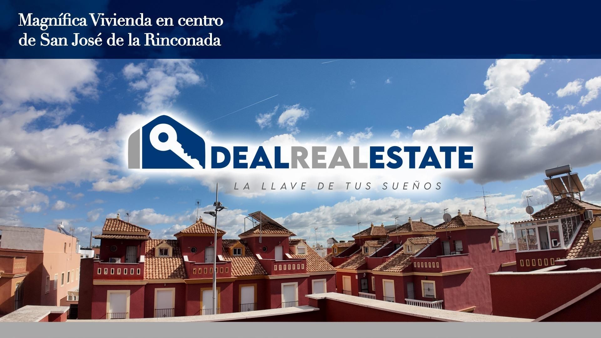 Vista exterior de Casa adosada en venda en La Rinconada amb Aire condicionat, Calefacció i Terrassa