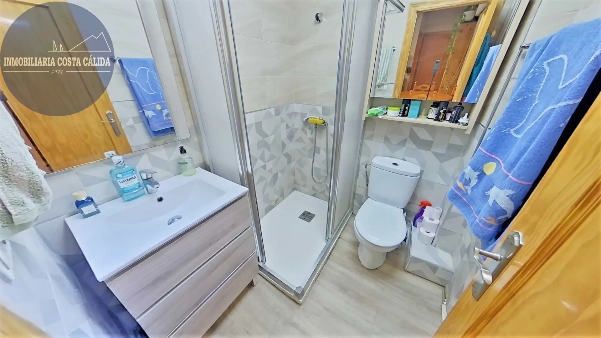 Baño de Apartamento en venta en Águilas con Aire acondicionado, Calefacción y Trastero