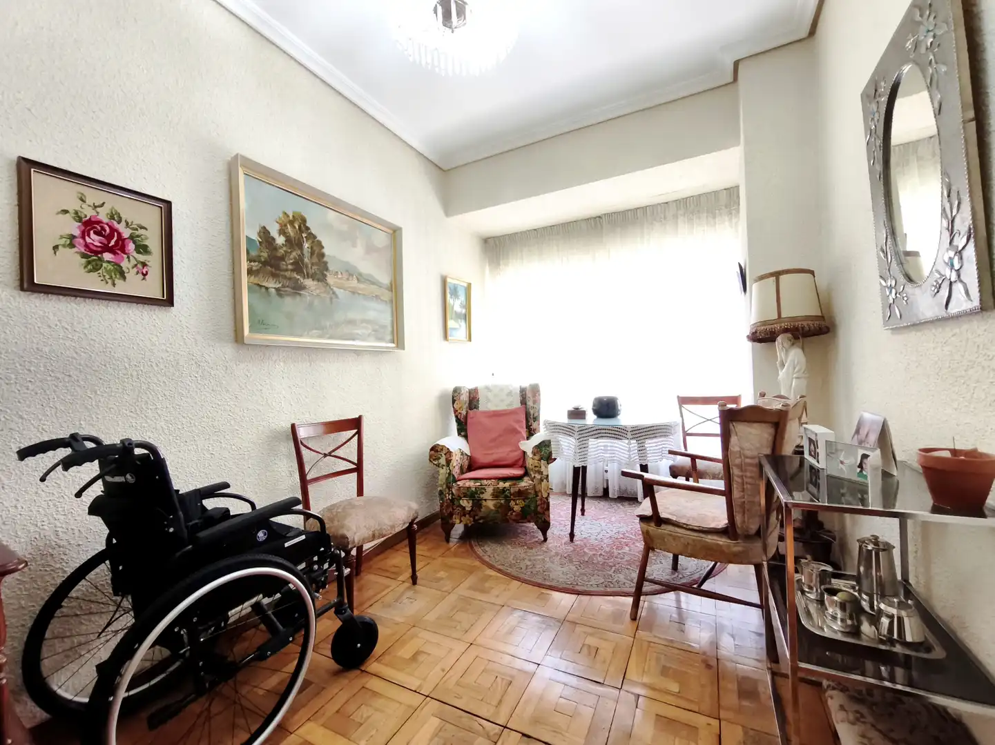 Sala de estar de Piso en venta en  Logroño con Calefacción, Parquet y Terraza