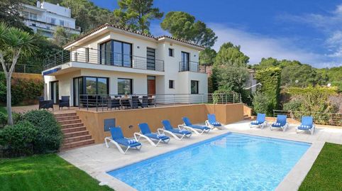 Casa unifamiliar con vistas al mar a un paso de la playa de Tamariu