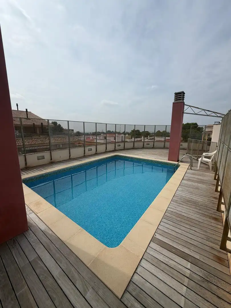 Schwimmbecken von Dachboden zum Verkauf in Náquera mit Privatgarten, Möbliert und Balkon