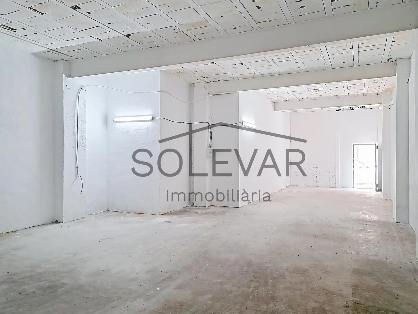Gewerbefläche zur Miete in del Magistrat Saura, imagen 9