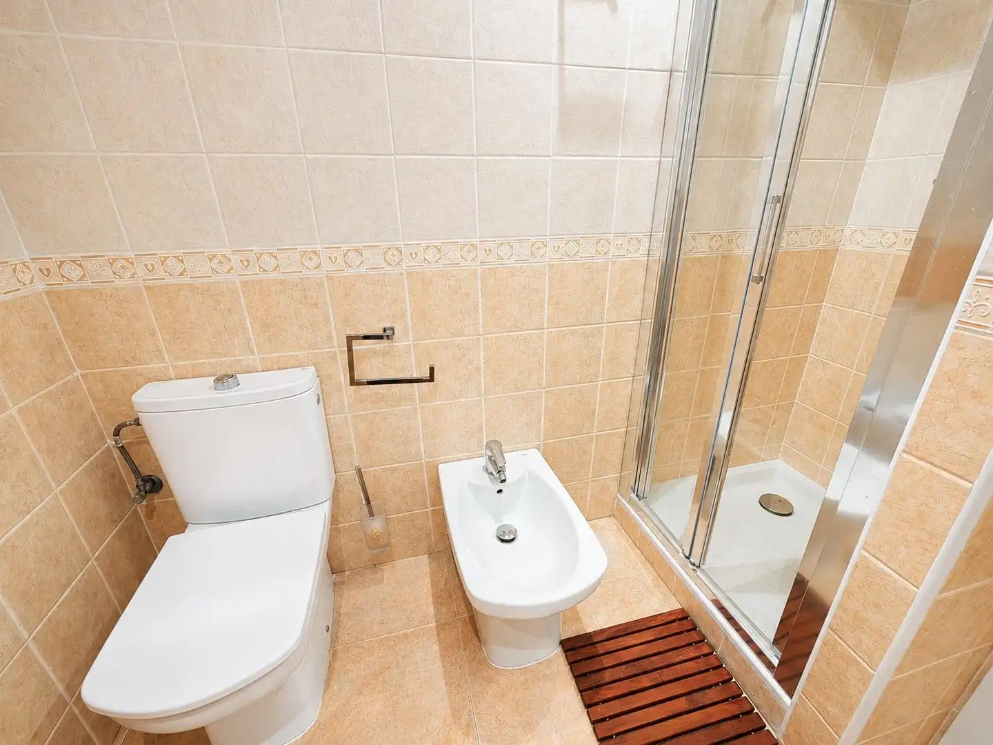 Badezimmer von Wohnung zum Verkauf in Elche / Elx mit Klimaanlage, Terrasse und Balkon