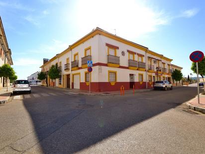 Exterior view of House or chalet for sale in  Córdoba Capital  with Balcony