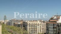 Exterior view of Attic for sale in  Barcelona Capital  with Heating, Parquet flooring and Terrace