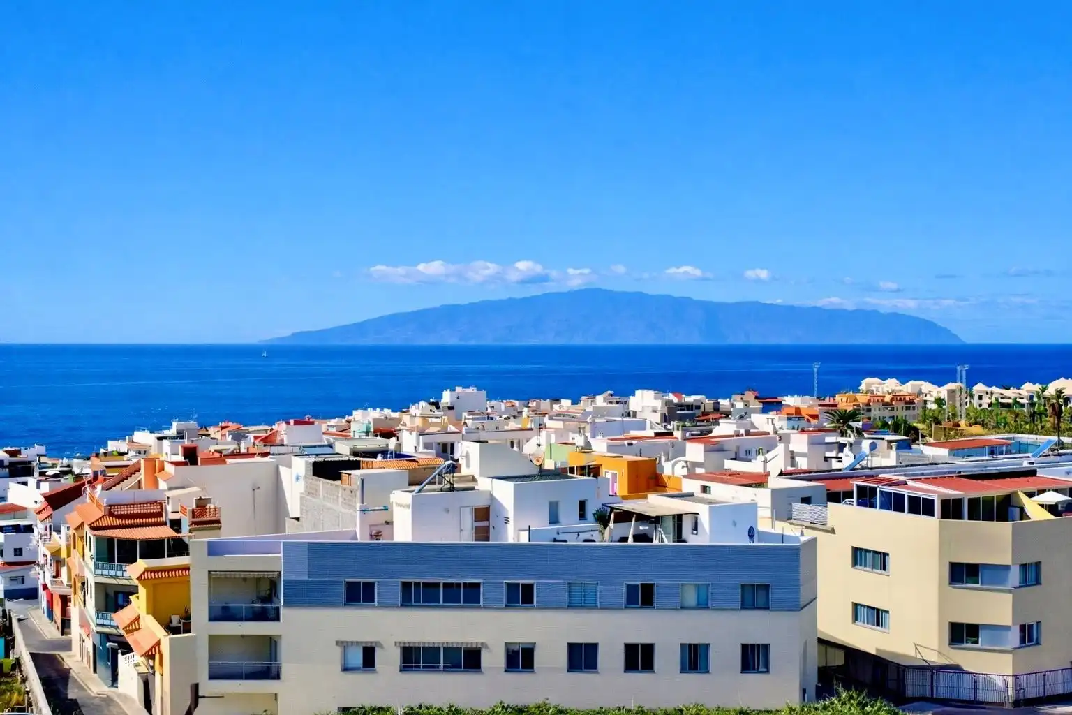 Vista exterior de Apartamento en venta en Guía de Isora con Terraza y Amueblado