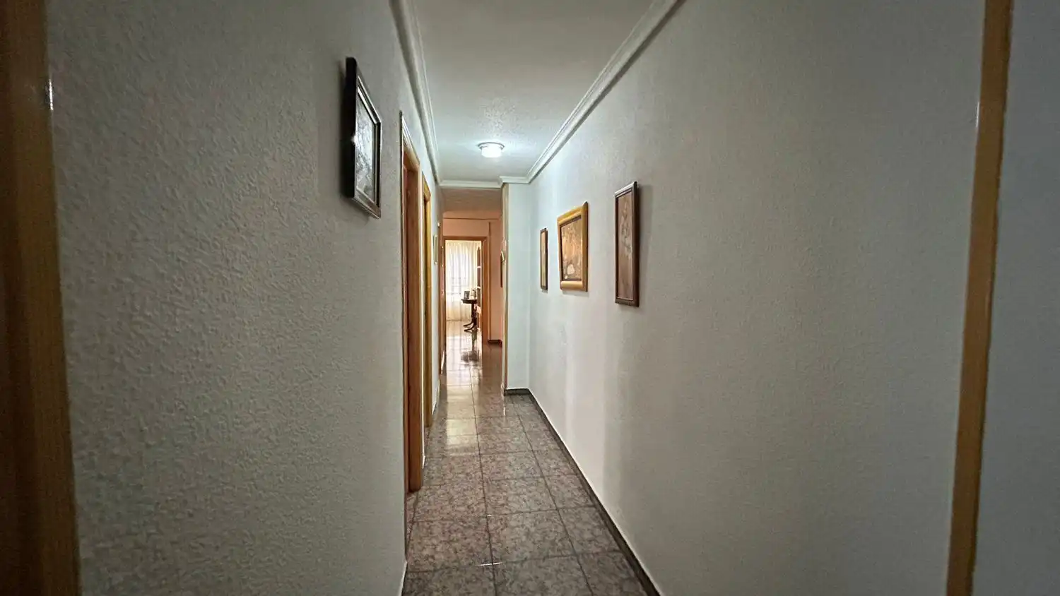 Wohnung zum Verkauf in Albacete mit Klimaanlage, Heizung und Balkon
