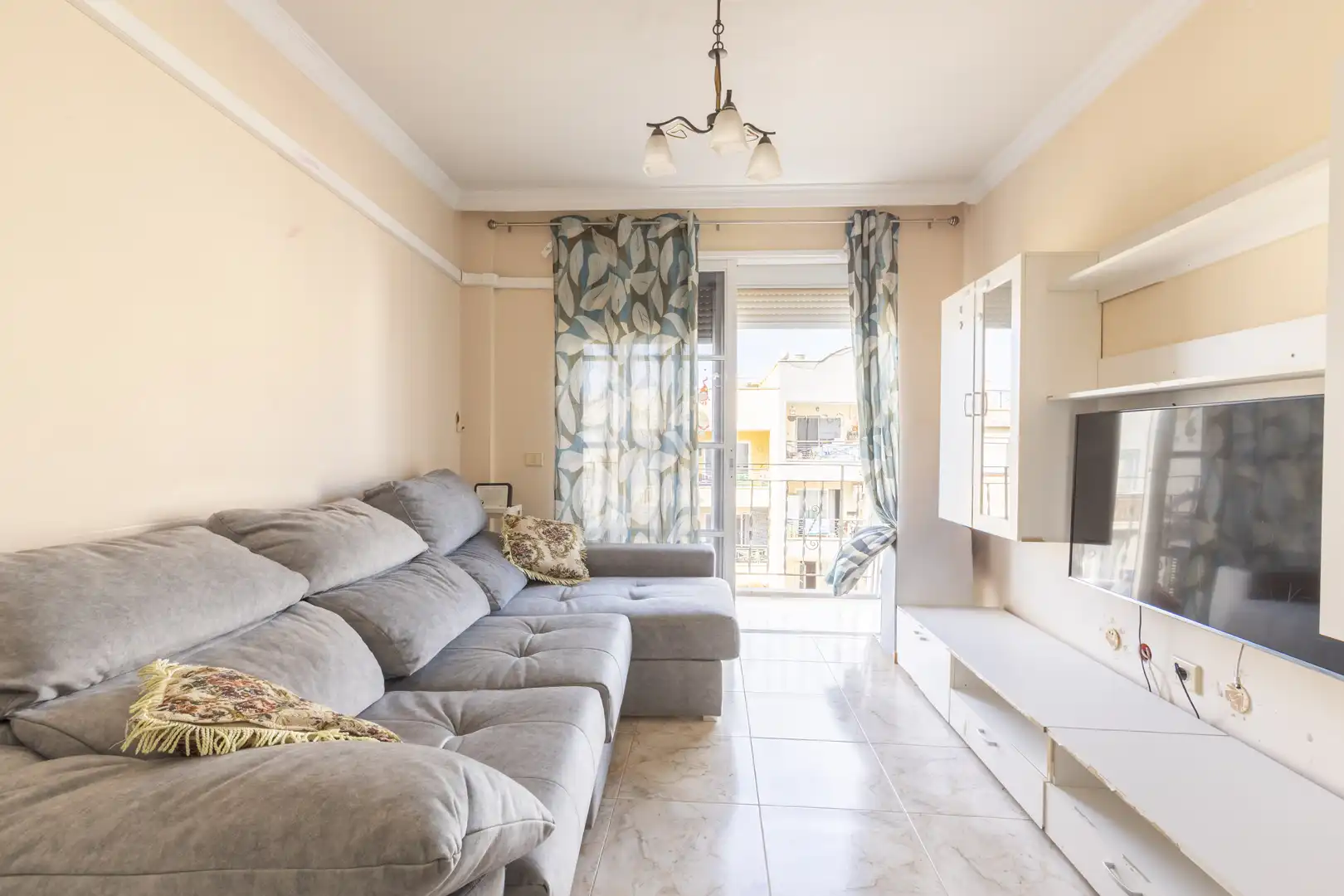 Wohnzimmer von Wohnung zum Verkauf in Adeje mit Abstellraum und Balkon
