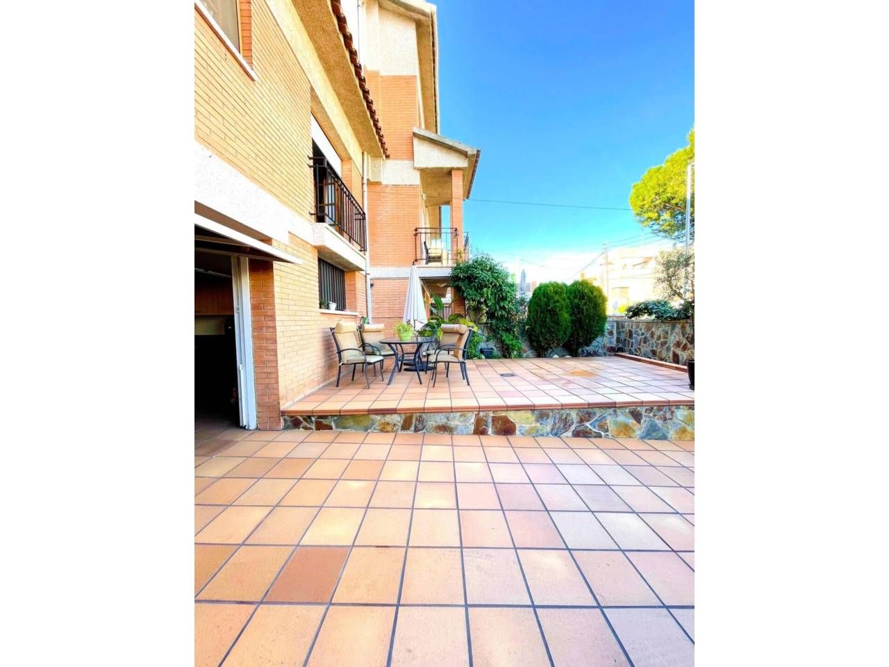 Exterior view of House or chalet for sale in Cerdanyola del Vallès  with Heating, Private garden and Terrace