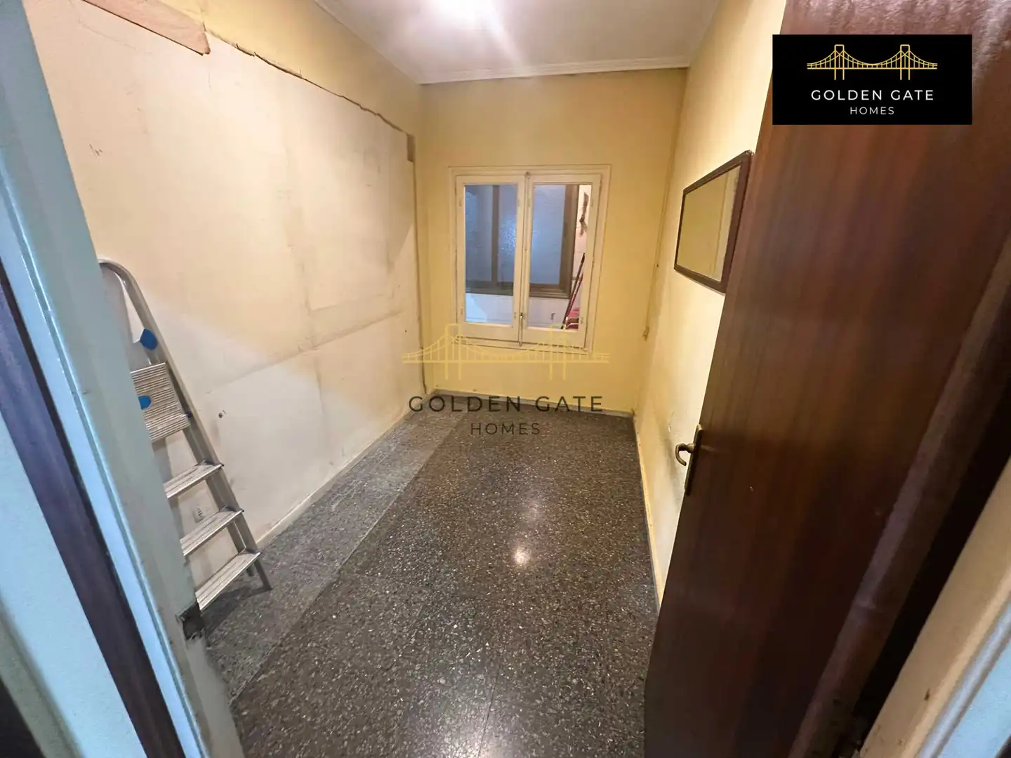 Piso en venta en Barcelona con Balcón
