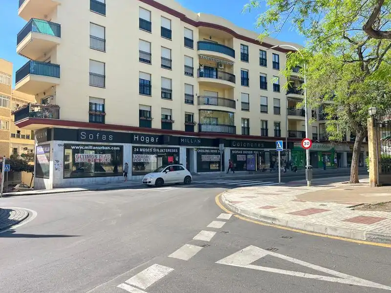 Local comercial en venda a Estepona Pueblo, imagen 9
