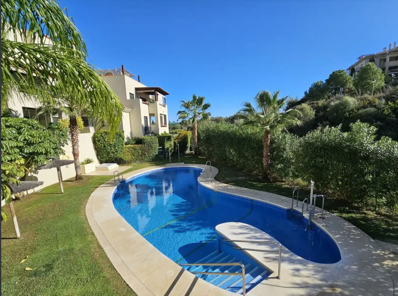 Piso con piscina en venta en Selwo, imagen 32