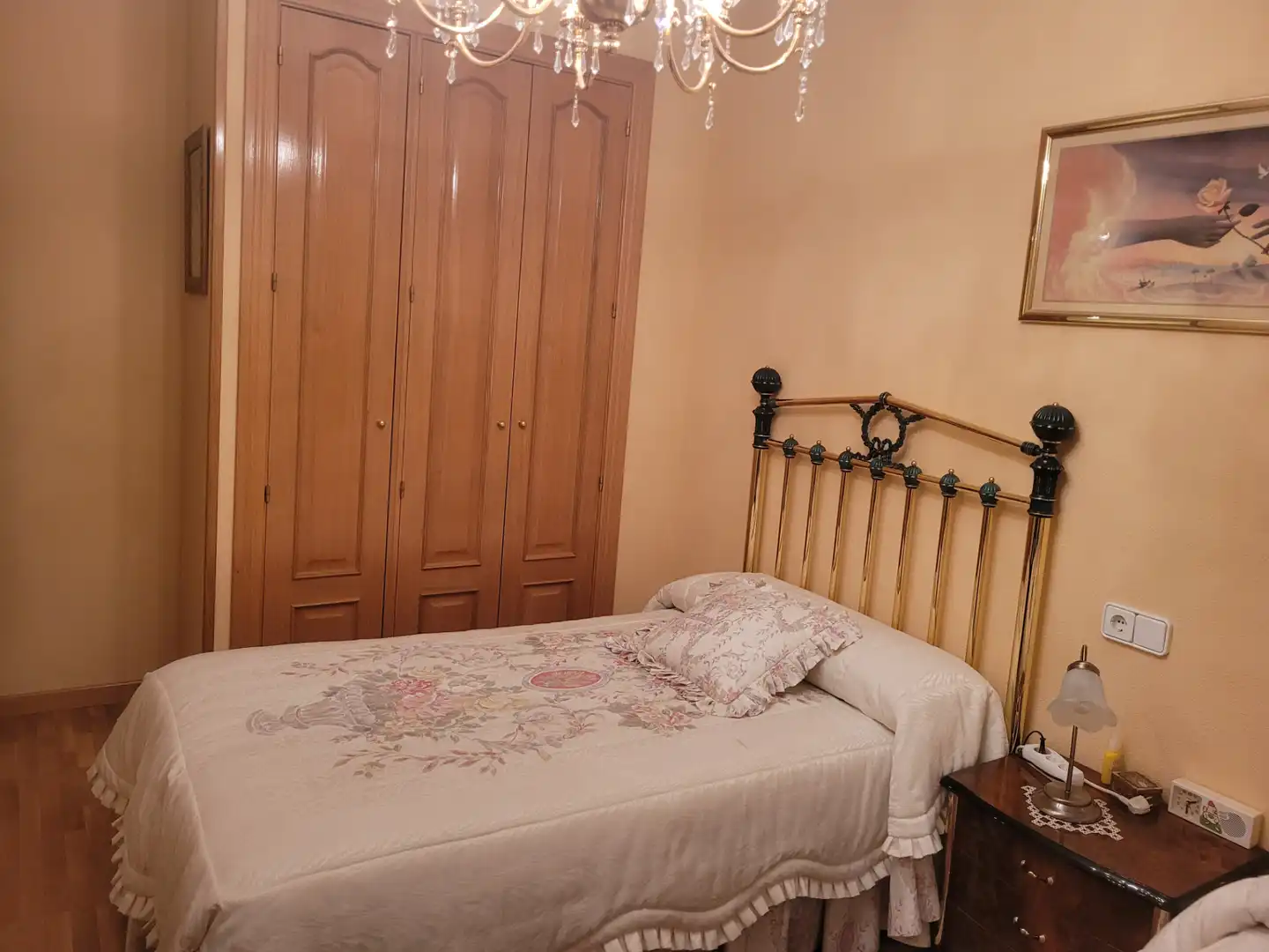 Habitación de Casa adosada en venta en Soria Capital  con Calefacción, Jardín privado y Parquet