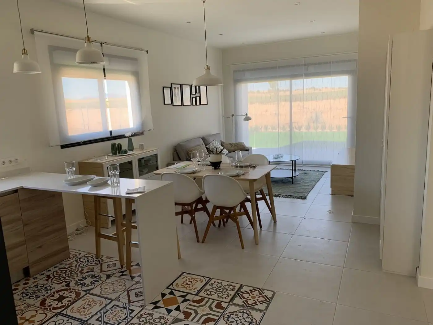 Apartamento con piscina en venta en Condado de Alhama, imagen 4