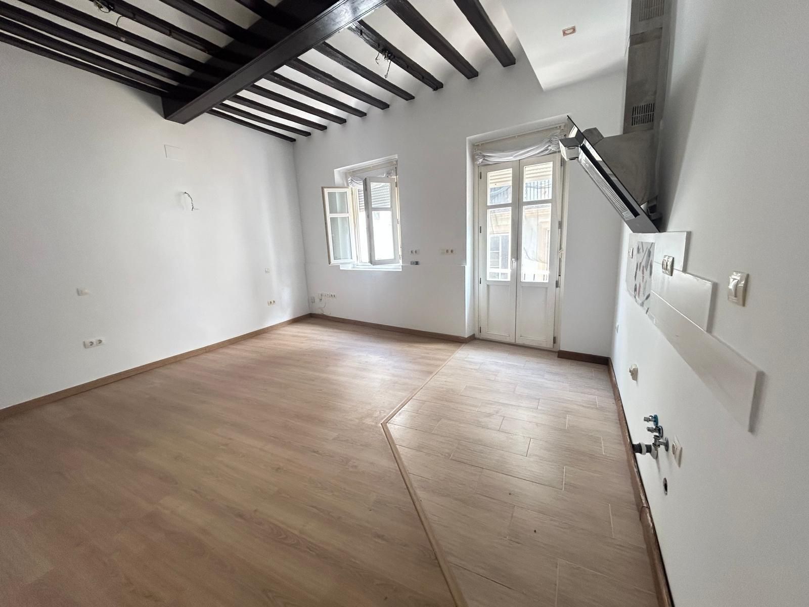 Flat for sale in  Cádiz Capital  with Air Conditioner, Storage room and Balcony