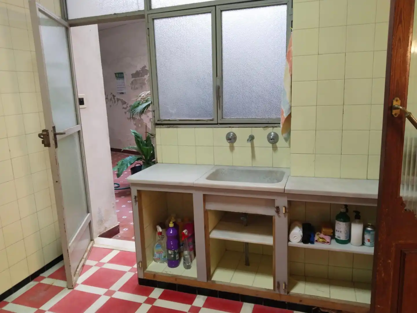Bany de Casa o xalet en venda en Algemesí amb Terrassa i Balcó