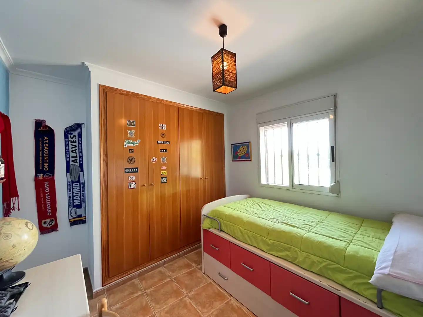 Dormitori de Casa o xalet en venda en Sagunto / Sagunt amb Aire condicionat, Calefacció i Jardí privat