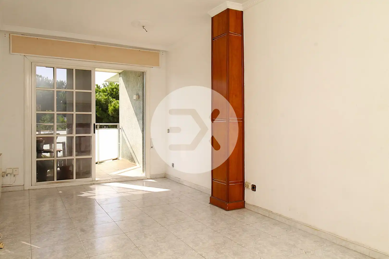 Vista exterior de Piso en venta en Castelldefels con Balcón