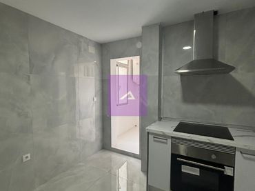 Appartamento con balcone in vendita a Carrer de Bonavista