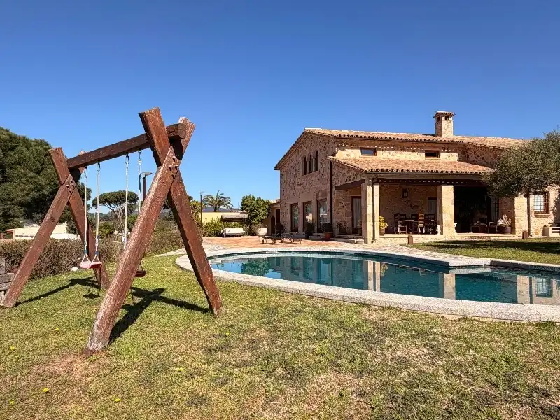 Garden of Houses for sale in Sant Feliu de Guíxols  with Air Conditioner, Heating and Private garden