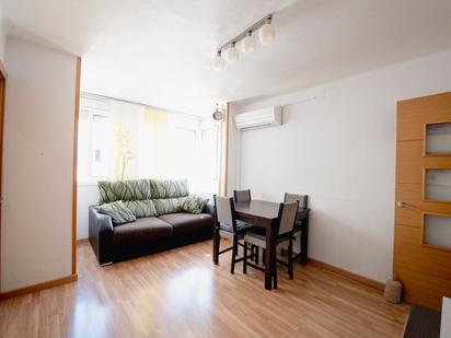 Living room of Flat for sale in L'Hospitalet de Llobregat  with Heating