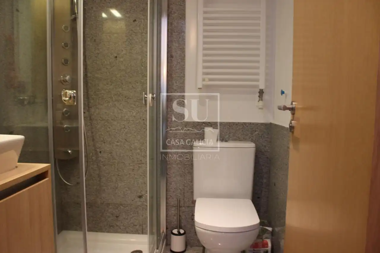 Bathroom of Flat for rent in Baiona  with Heating, Parquet flooring and Terrace