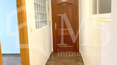 Foto 2 de Piso de alquiler en Hispanidad - Vivar Téllez, Málaga