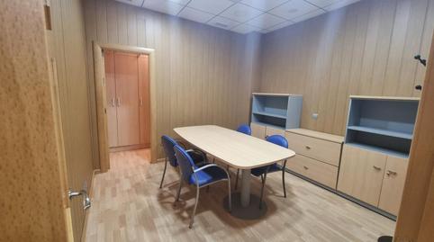 Foto 3 de Oficina en venda a Calle Calzada de Castro, Nueva Andalucía, Almería