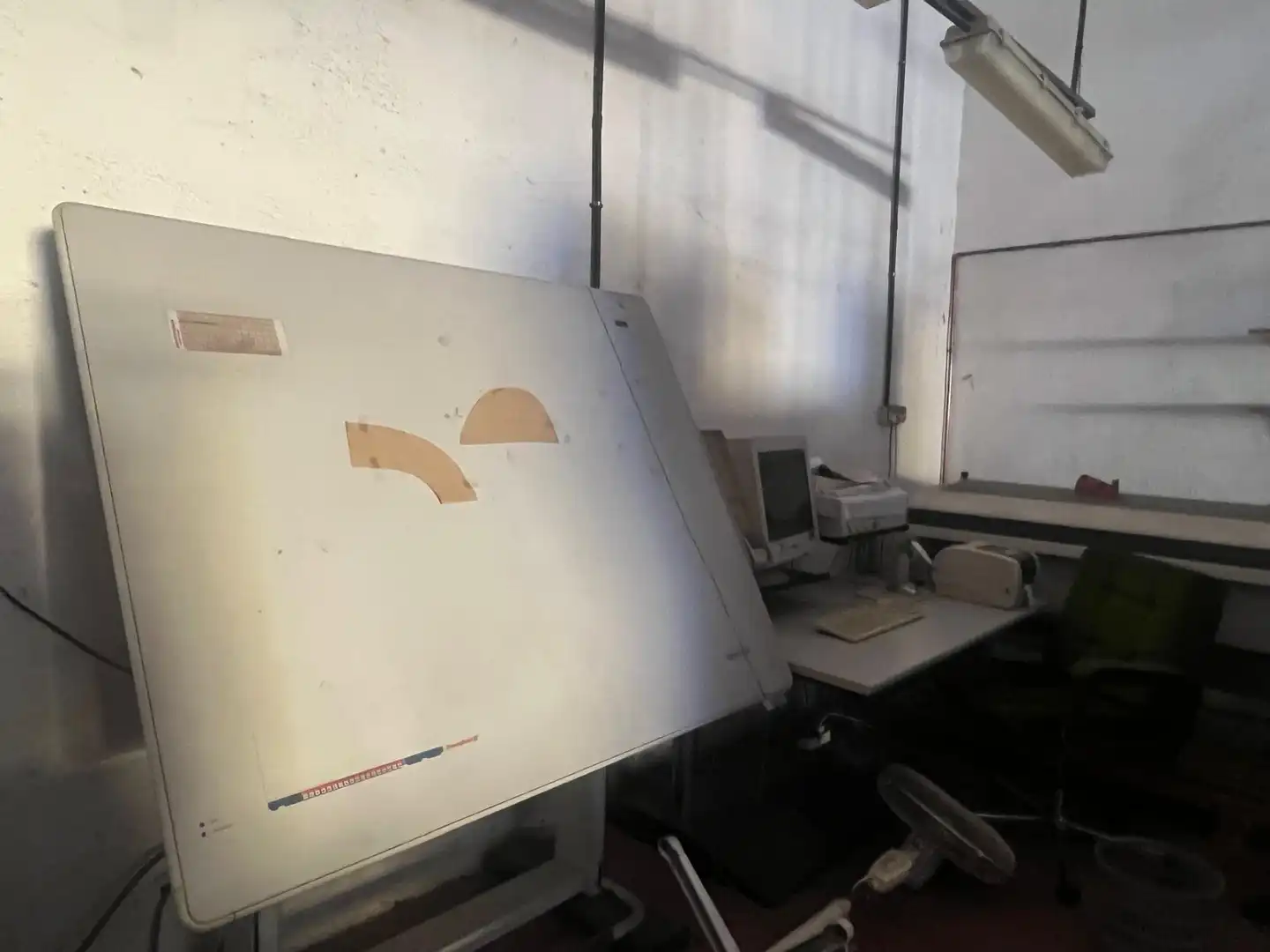 Industrial building for sale in Calle Chilluévar, imagen 3