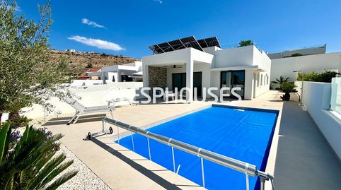 Villa independiente en venta en Benijófar