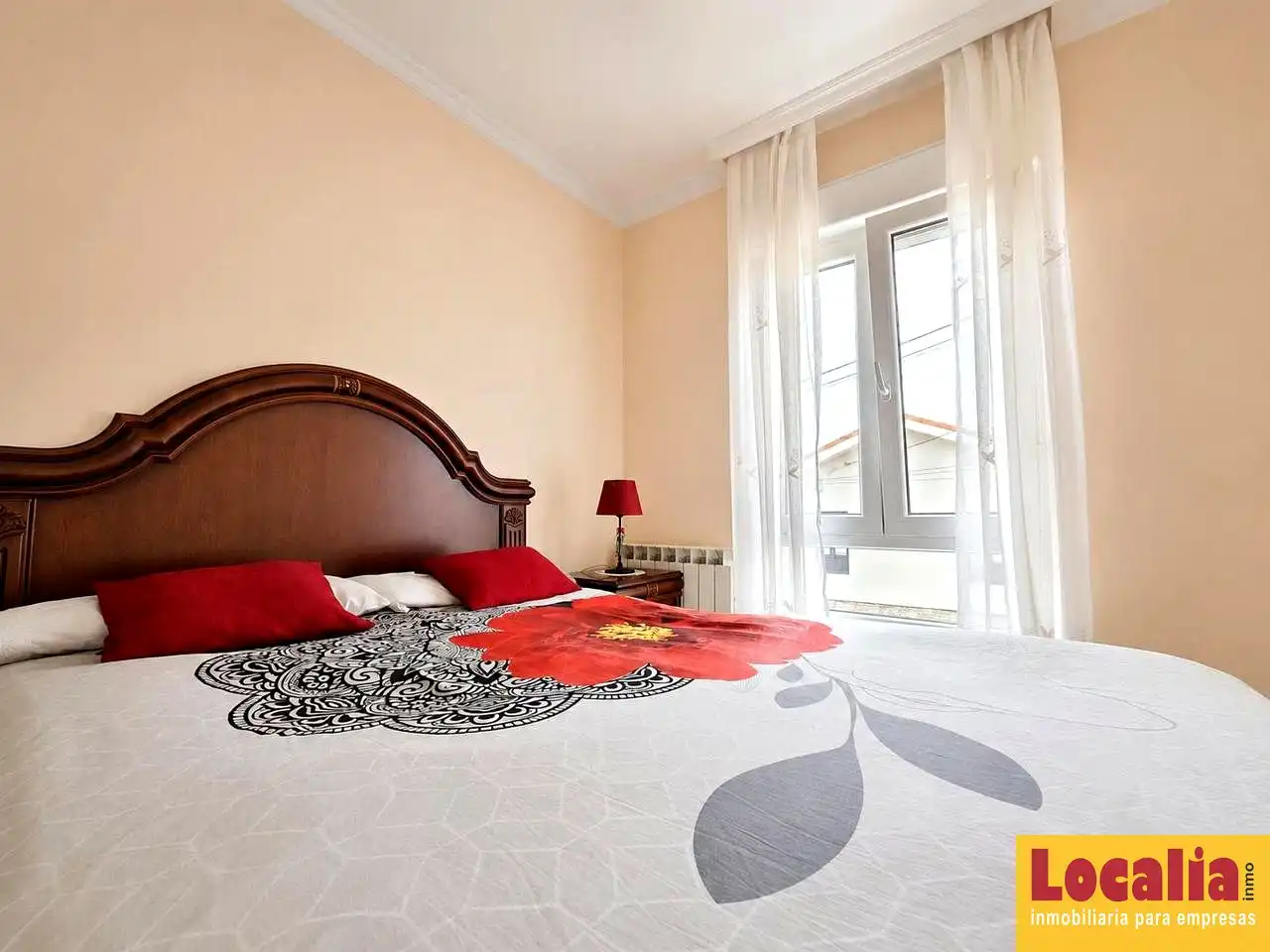 Habitación de Casa o chalet en venta en Miengo con Jardín privado, Terraza y Amueblado