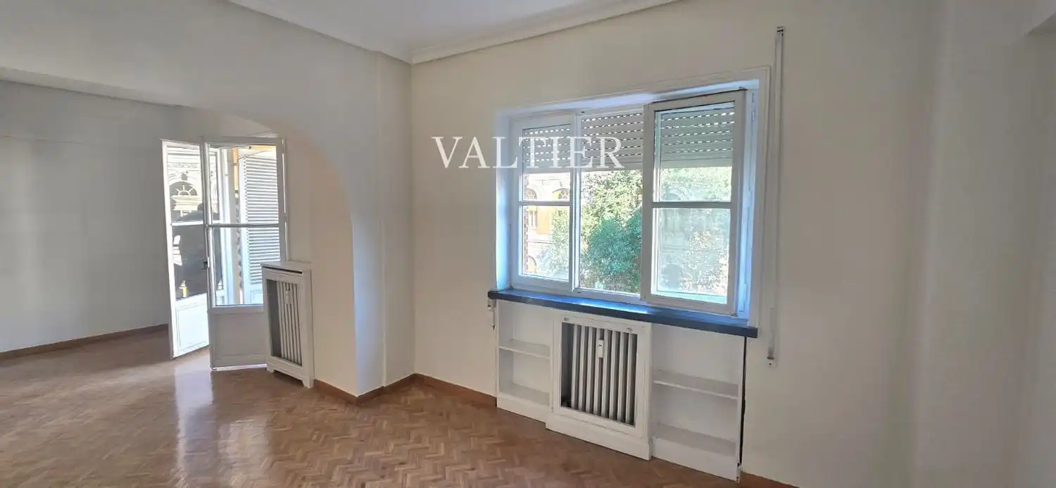 Schlafzimmer von Wohnung zur Miete in Madrid