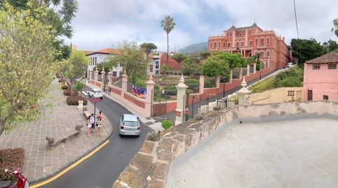 Compre historia de Tenerife, espectacular Casona antigua del año 1890 con 500m2 construidos en el centro de La Orotava. 