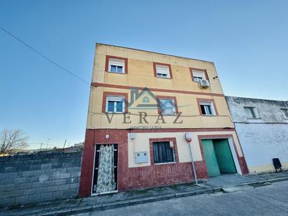 Vista exterior de Casa o xalet en venda en Talavera de la Reina amb Aire condicionat i Terrassa