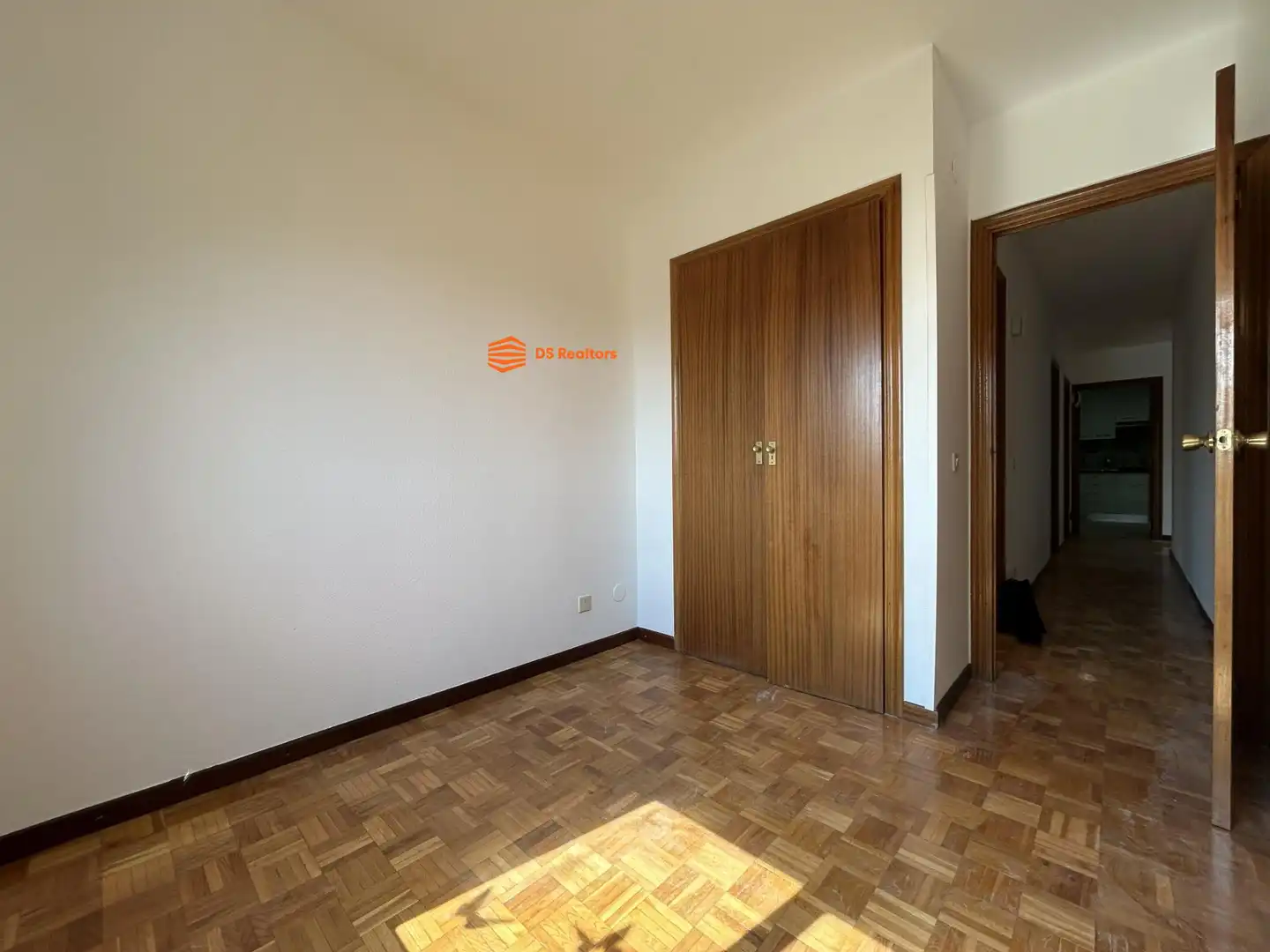 Bedroom of Flat for rent in Madrid  with Heating, Terrace and Storage room