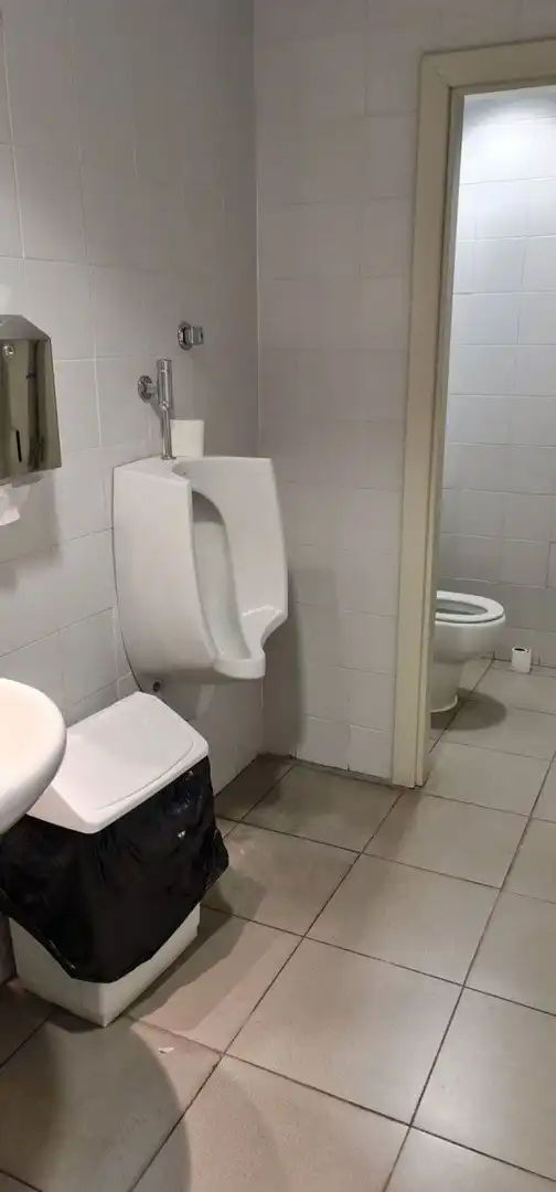Baño de Local de alquiler en Soria Capital 