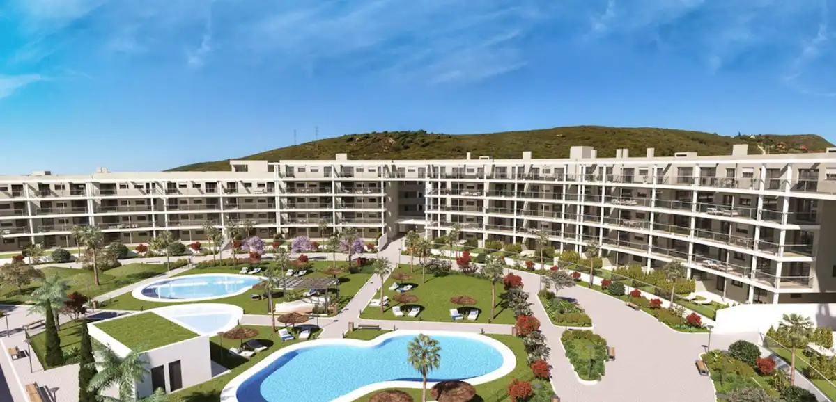 Vista exterior de Planta baja en venta en Manilva con Aire acondicionado, Terraza y Piscina comunitaria