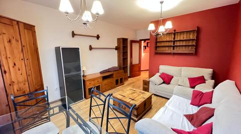 Foto 3 de Piso en venta en Calle Jesús, Santovenia de Pisuerga, Valladolid