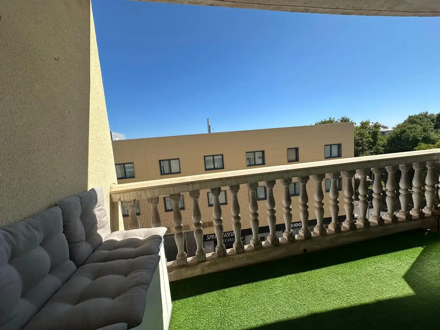 Apartamento con ascensor en alquiler en Avenida Elvas, imagen 3