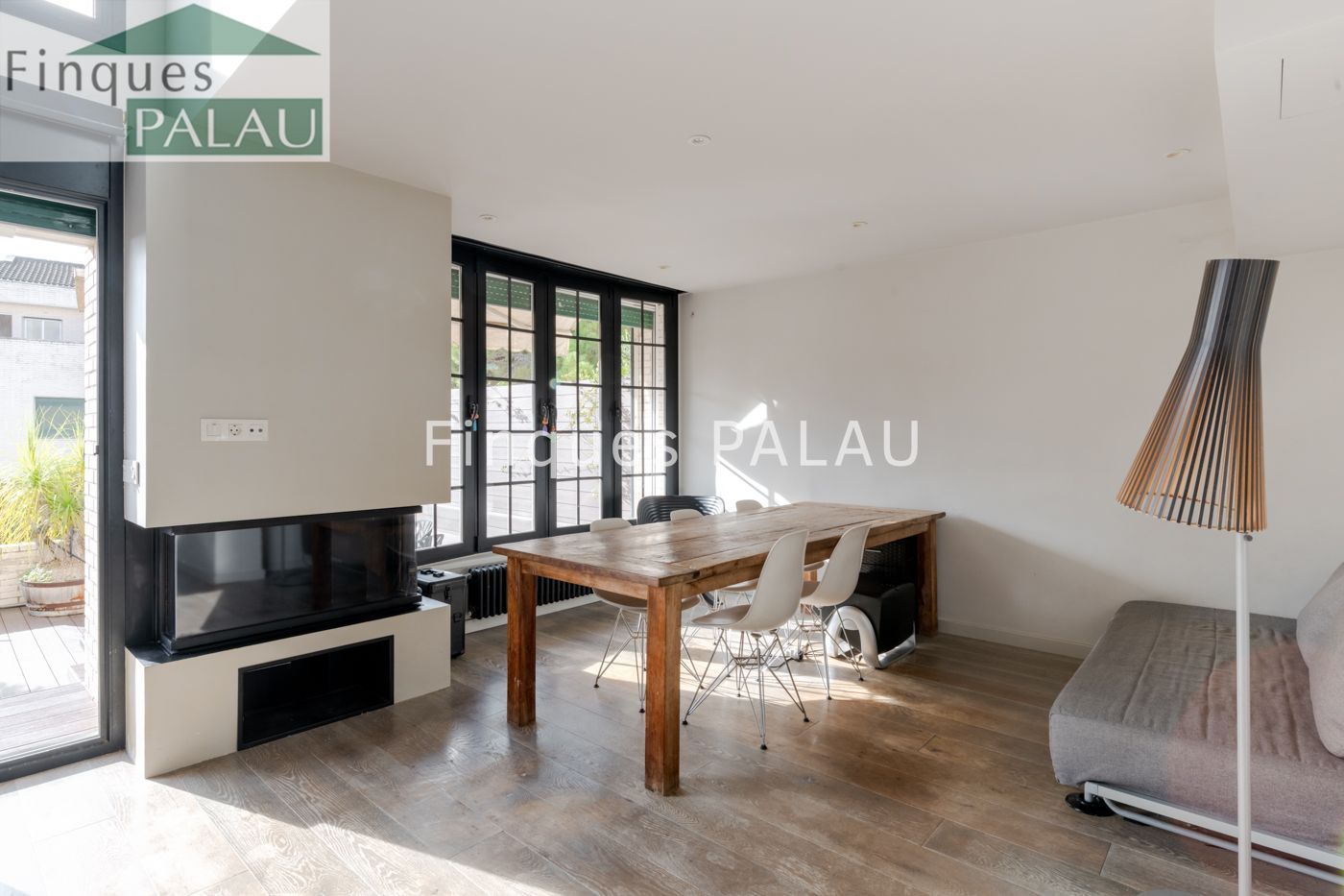 Living room of House or chalet for sale in Sant Just Desvern  with Air Conditioner, Heating and Private garden