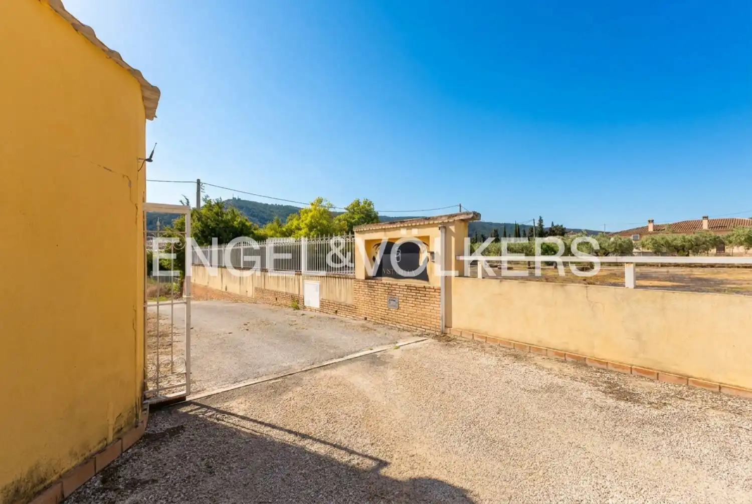 Casa o chalet en venta en Enguera con Aire acondicionado, Calefacción y Jardín privado