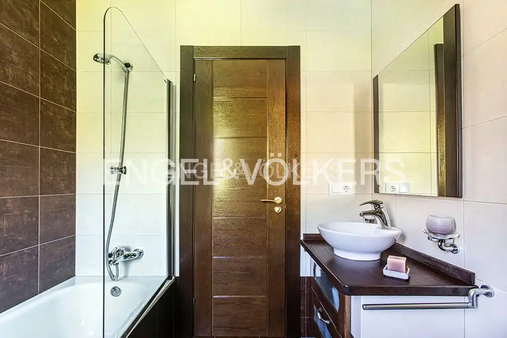 Baño de Casa o chalet en venta en Gijón  con Calefacción, Jardín privado y Terraza