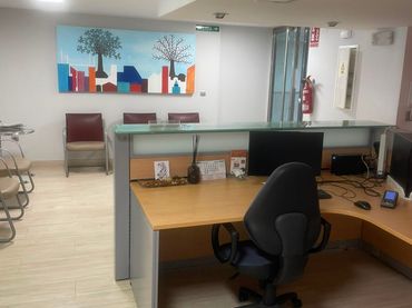 Office space with lift to rent in Calle María Zambrano