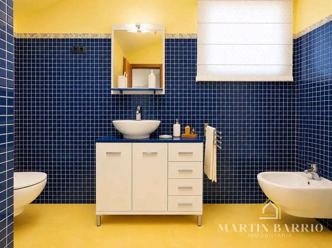 Baño de Casa o chalet en venta en Muskiz con Aire acondicionado, Calefacción y Jardín privado