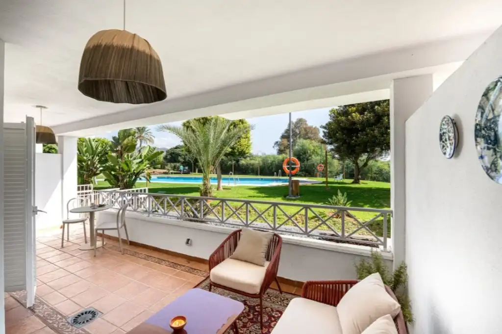 Wohnung mit Pool zum Verkauf in Río Real - Los Monteros, imagen 3