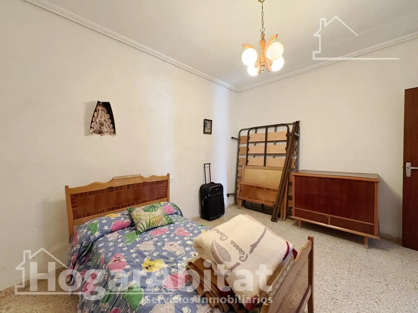 Habitación de Casa o chalet en venta en Tavernes de la Valldigna con Terraza, Trastero y Amueblado