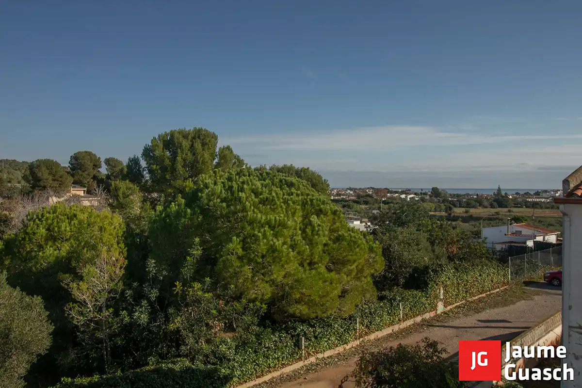 Vista exterior de Casa adosada en venda en Torredembarra amb Aire condicionat, Calefacció i Jardí privat