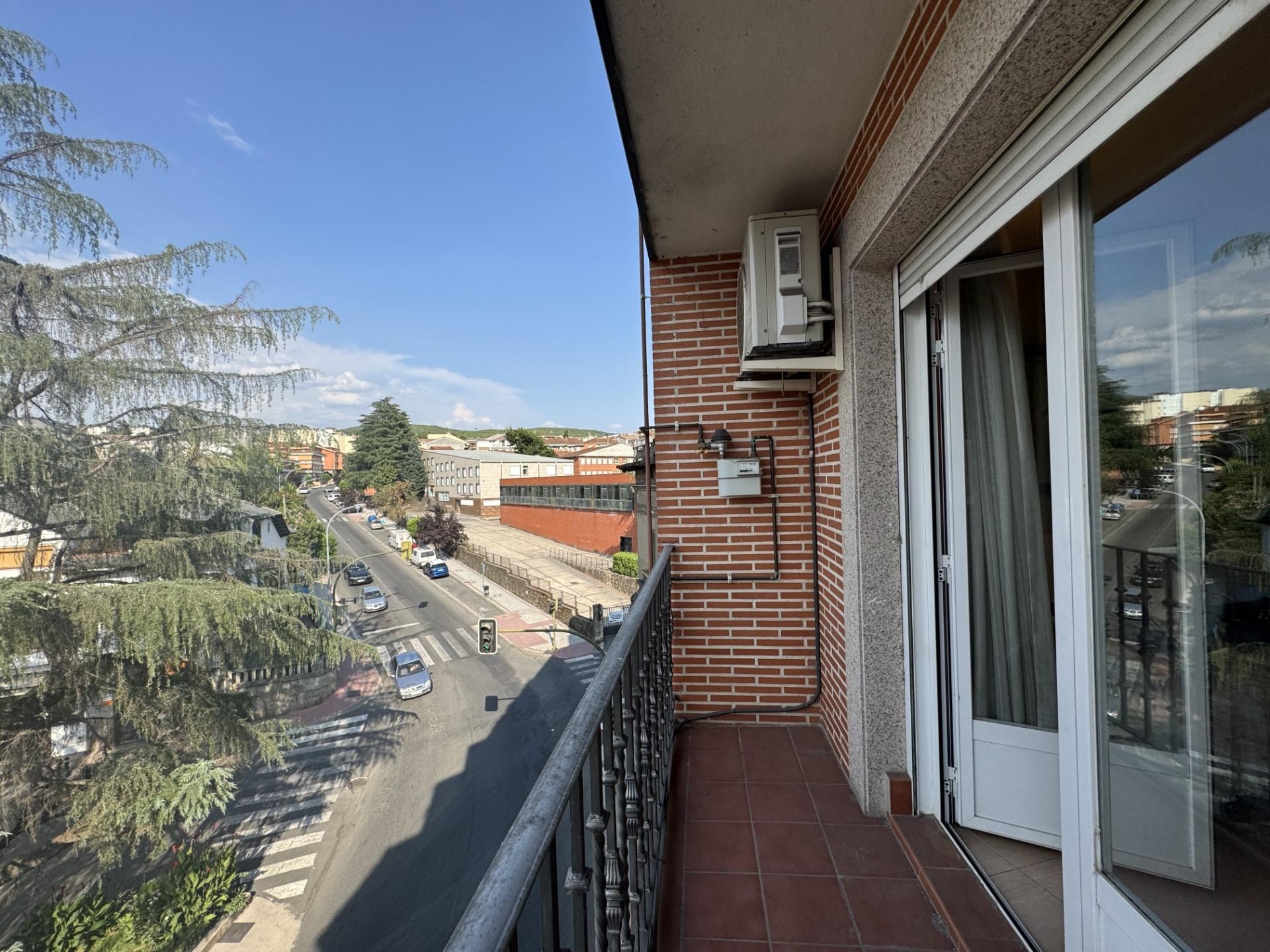 Exterior view of Flat for sale in Arenas de San Pedro  with Air Conditioner and Heating