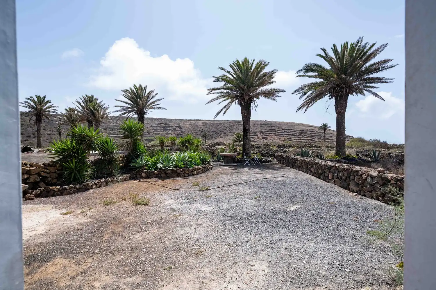 Casa adosada en venta en Haría con Jardín privado, Terraza y Amueblado