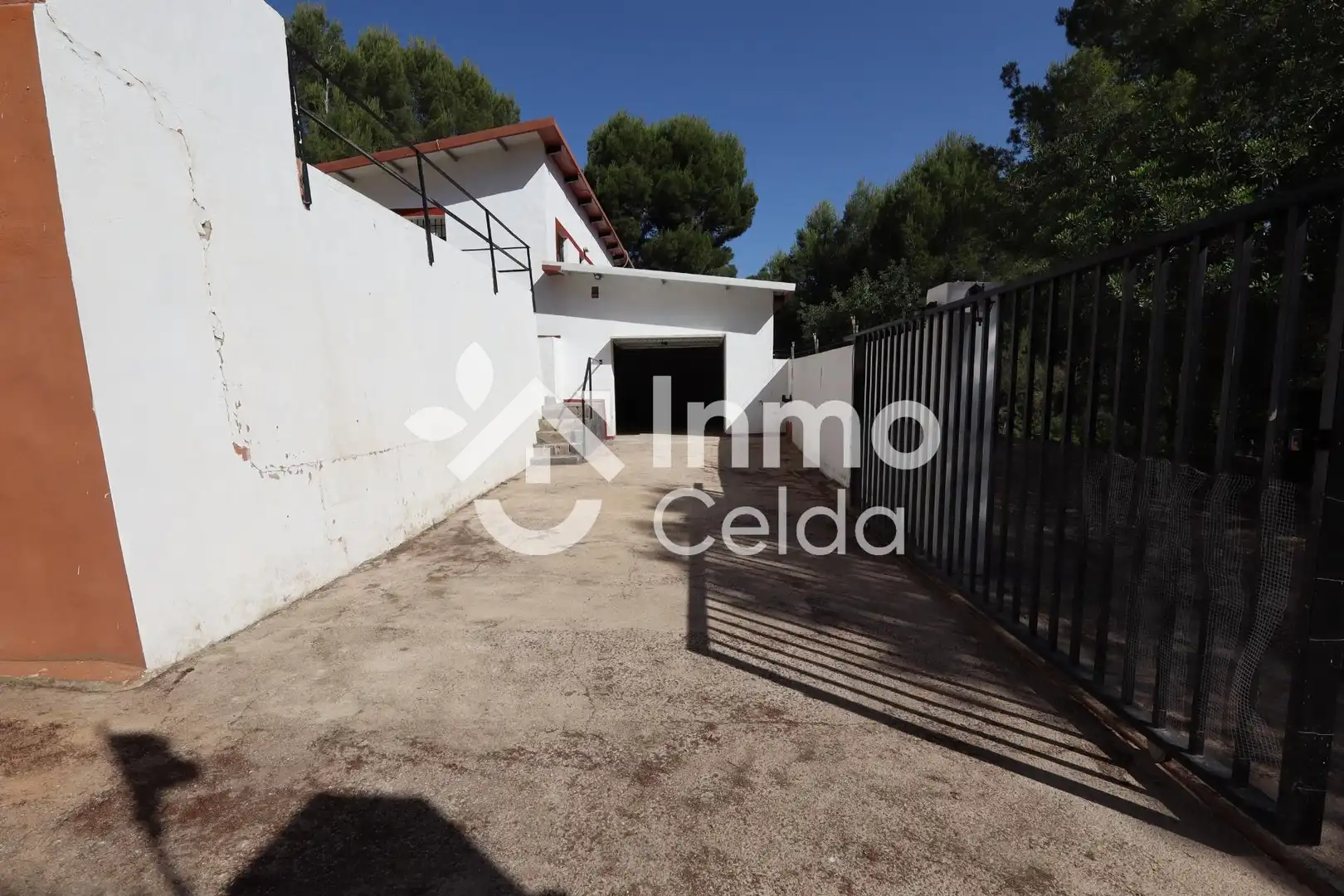 Vista exterior de Casa o chalet en venta en Chiva con Jardín privado y Terraza